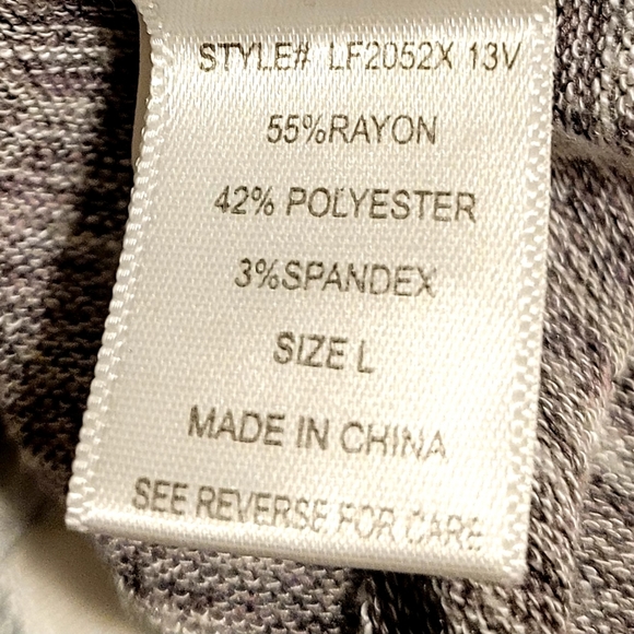 Lovely LDLA Flowy Bell Sleeve Gray  Dress - Picture 8 of 9